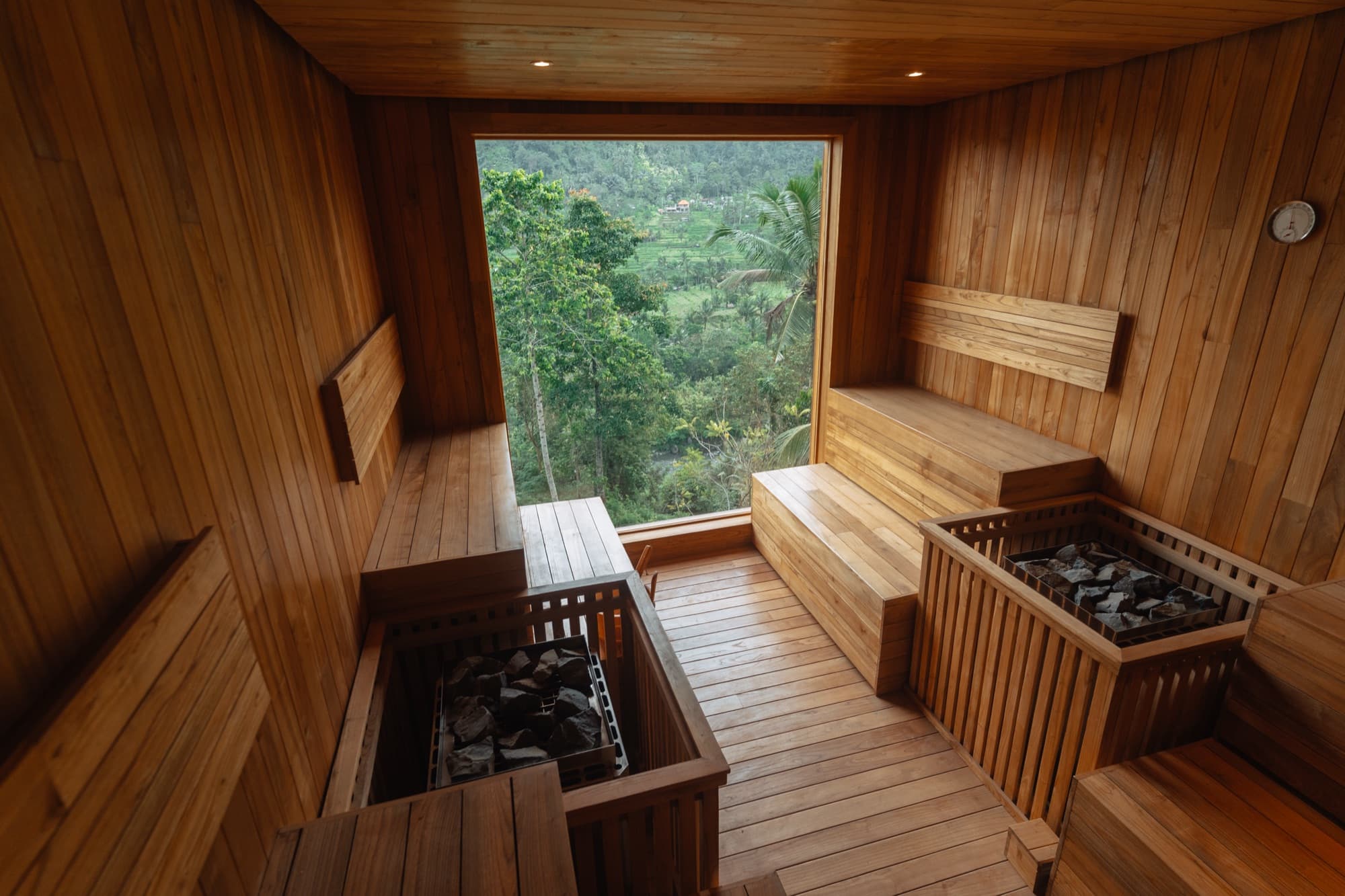Ananda Spa sauna with panoramic window overlooking the Sidemen valley