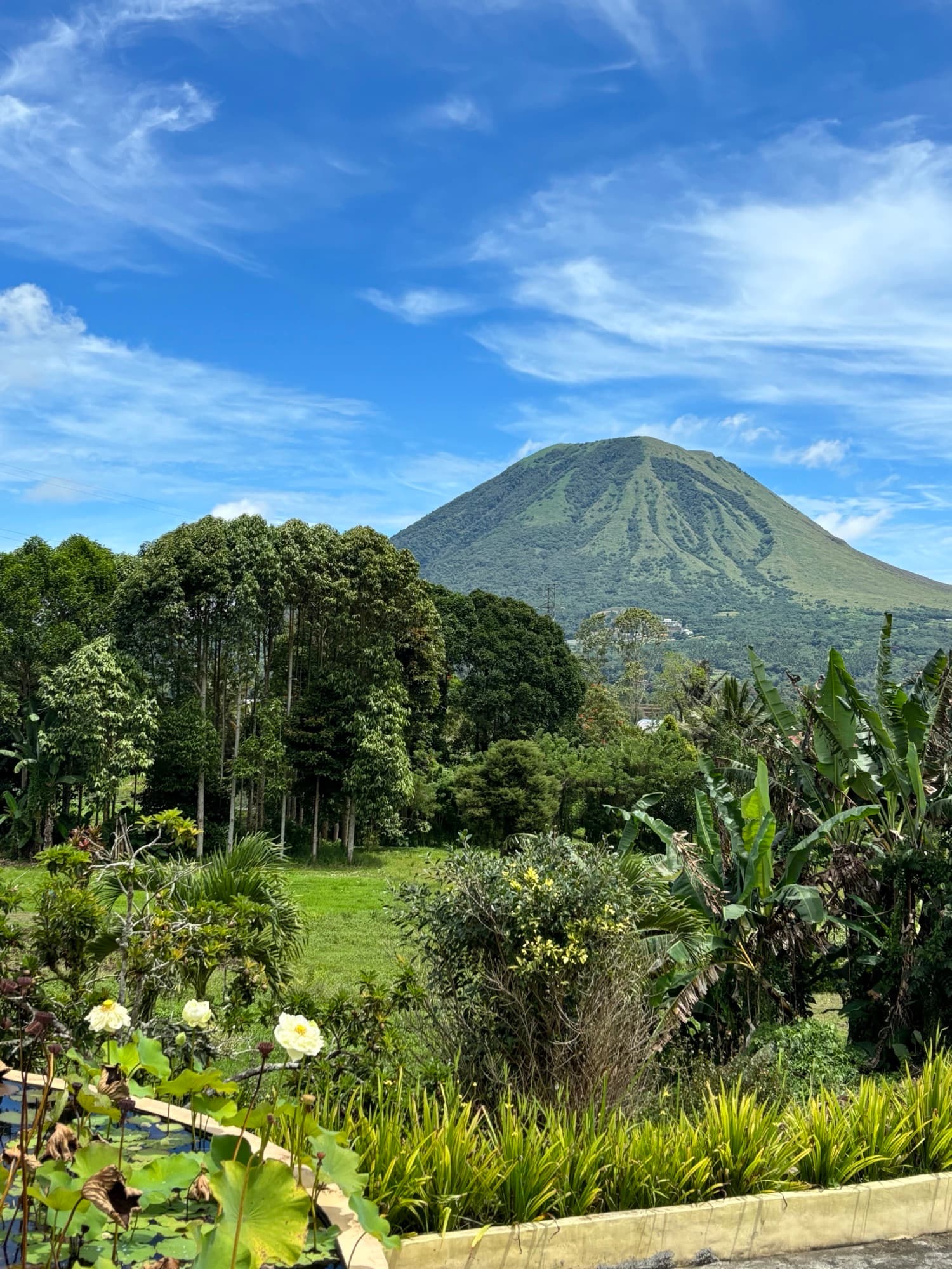 Excursion to the Lokon volcano near Siladen