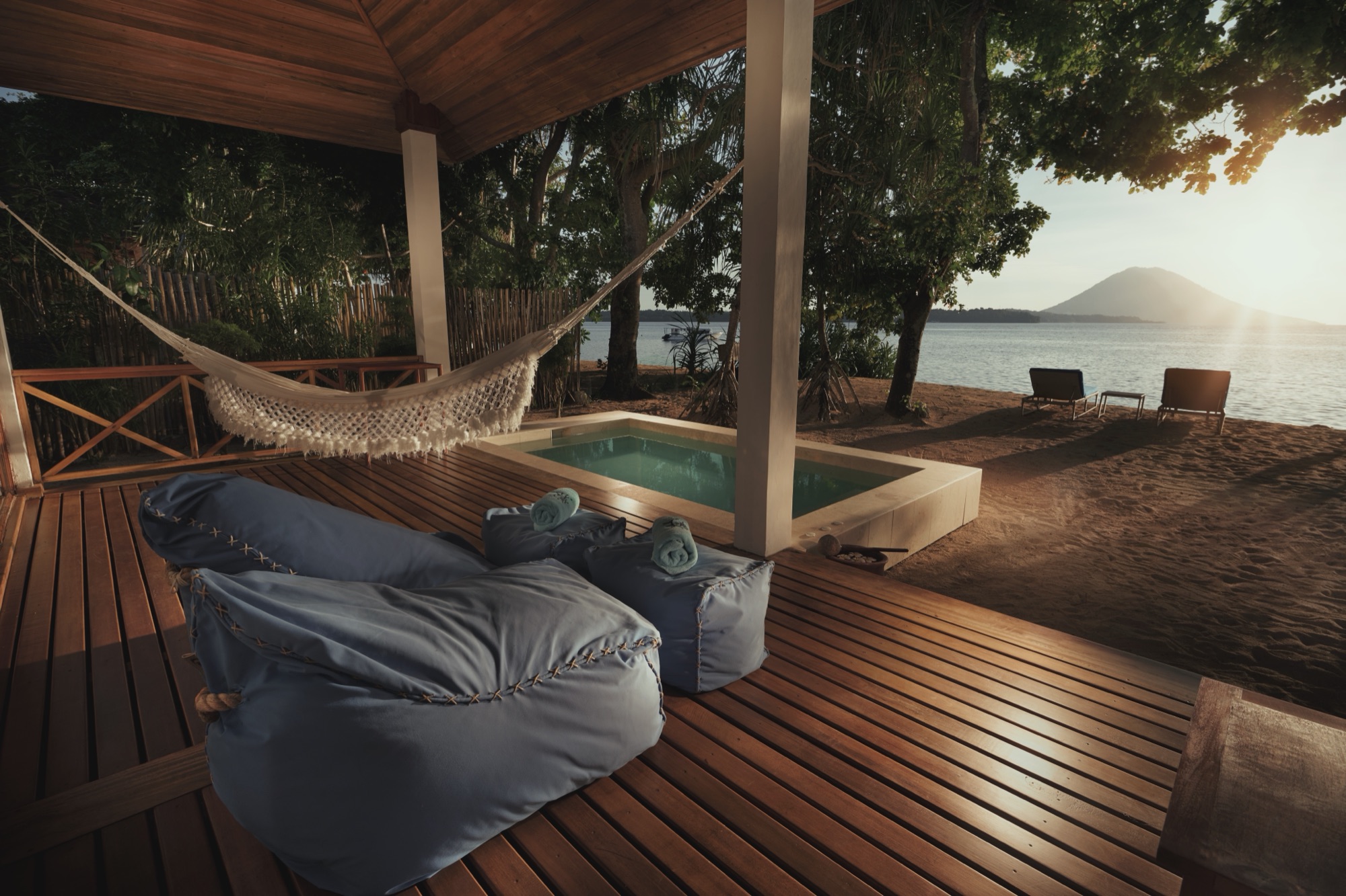 Beach Pool Villa with a private pool steps from the sea